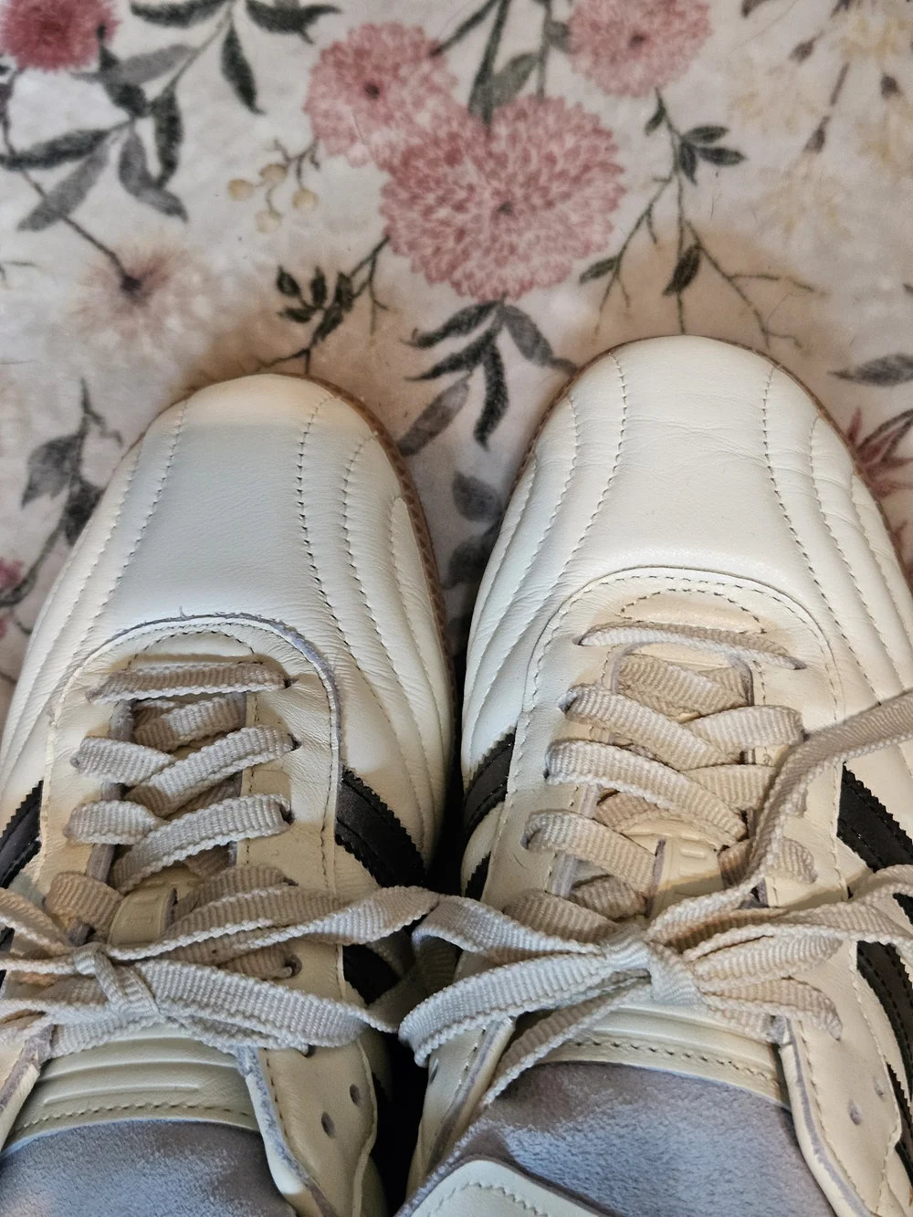 Adidas Samba Classic Sneakers in White with Gum Sole